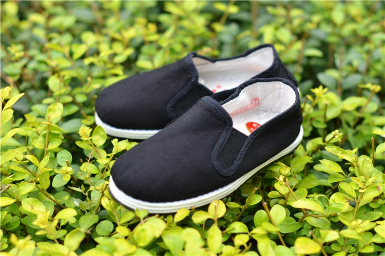 NEW traditional ethnic style children's cloth shoes flat shoes spring and autumn boys shoes sweat-absorbing shoes old Beijing performance shoes