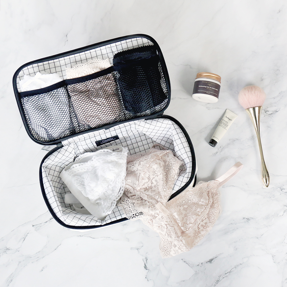 IMLU roaming series underwear bag upper and lower two layers separate storage bag clothing storage bag travel washing bag