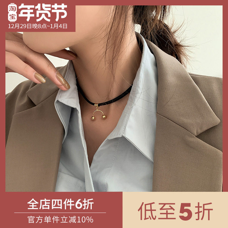 European and American temperament choker collarbone chain black necklace female tide net red ins hip-hop personality short neck strap collar