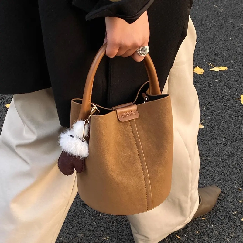 Small Handbag for Women 2025 New Style High-End Light Luxury Niche Retro Shoulder Bag Casual Bucket Bag Crossbody Bag