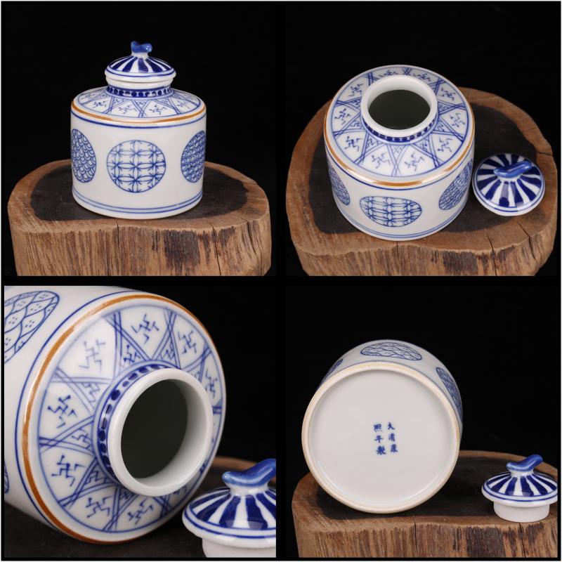 Blue and white storage tank under the glaze tureen lid powder sauce pot multi - functional household mini small Blue and white porcelain jar furnishing articles