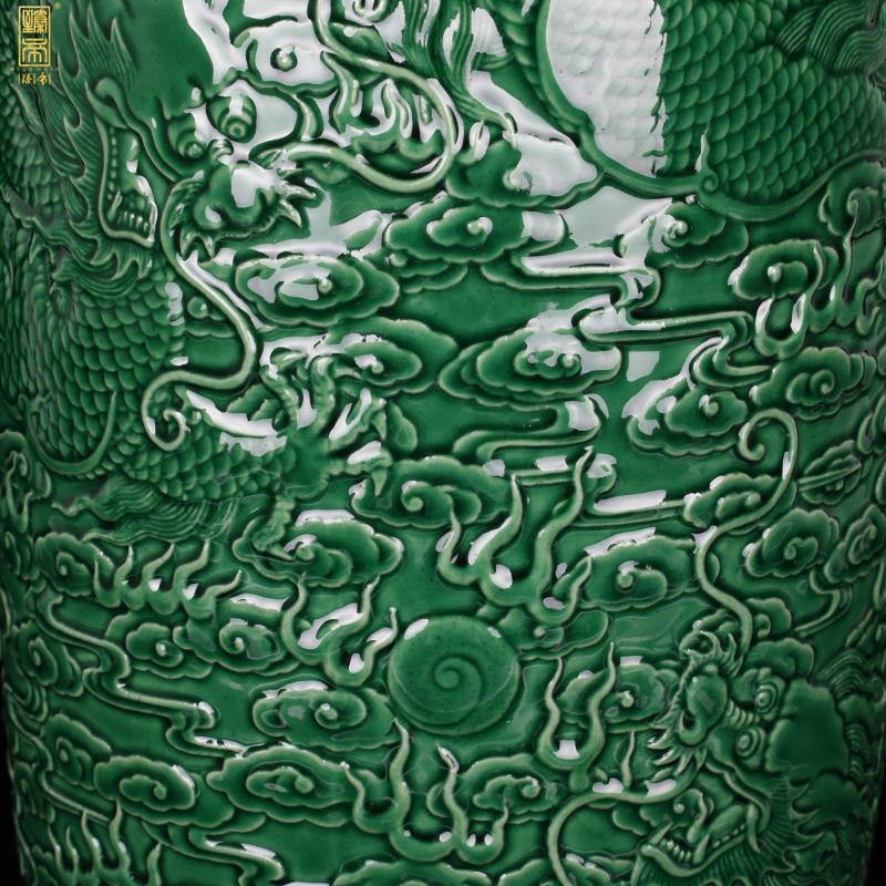 Jingdezhen green embossed YunLongWen idea gourd bottle imitation the qing qianlong years antique antique crafts boutique home outfit