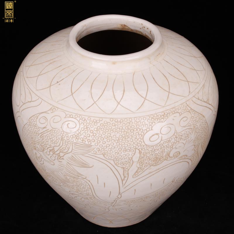 Jingdezhen imitation song dynasty style typeface, white - floored carved dragon tank antique antique old vintage household soft outfit furnishing articles hotel company