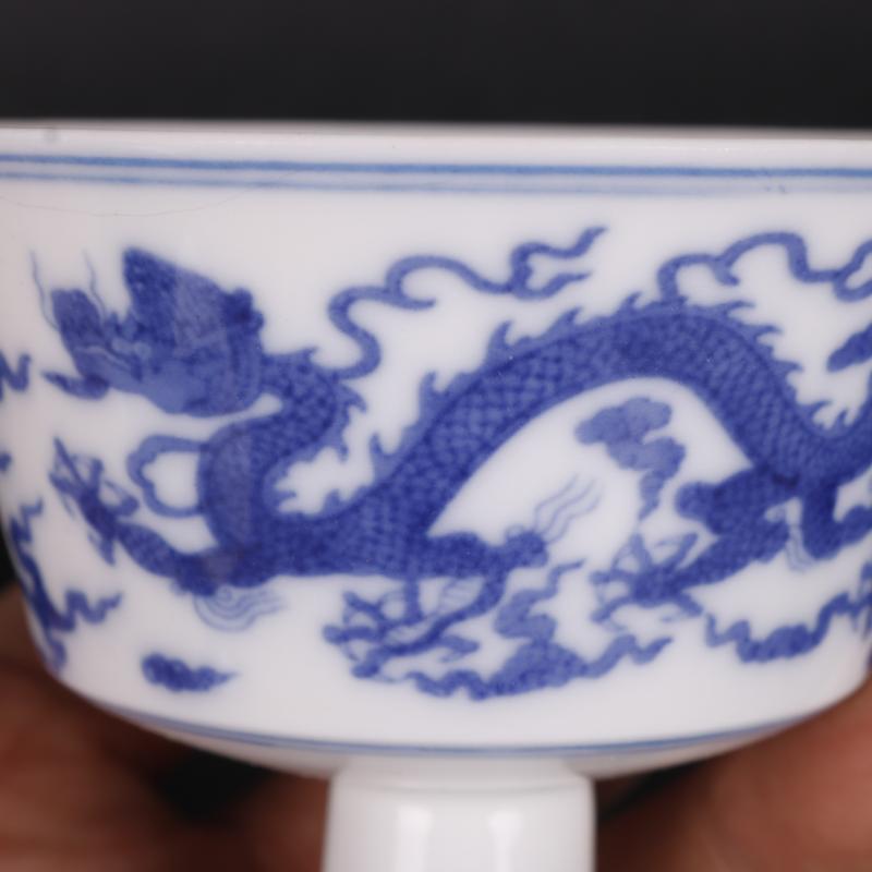 In blue and white YunLongWen best cup antique handicrafts, household of Chinese style China antique curio collection