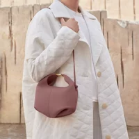 Гвоздр фиолетовый