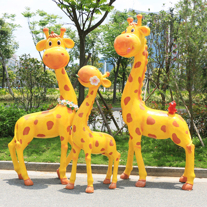 Cartoon Animal Giraffe Fiberglass Fiberglass Sculpture Mall Kindergarten Landscape Adornment Beauty Chen Outdoor Garden Swing