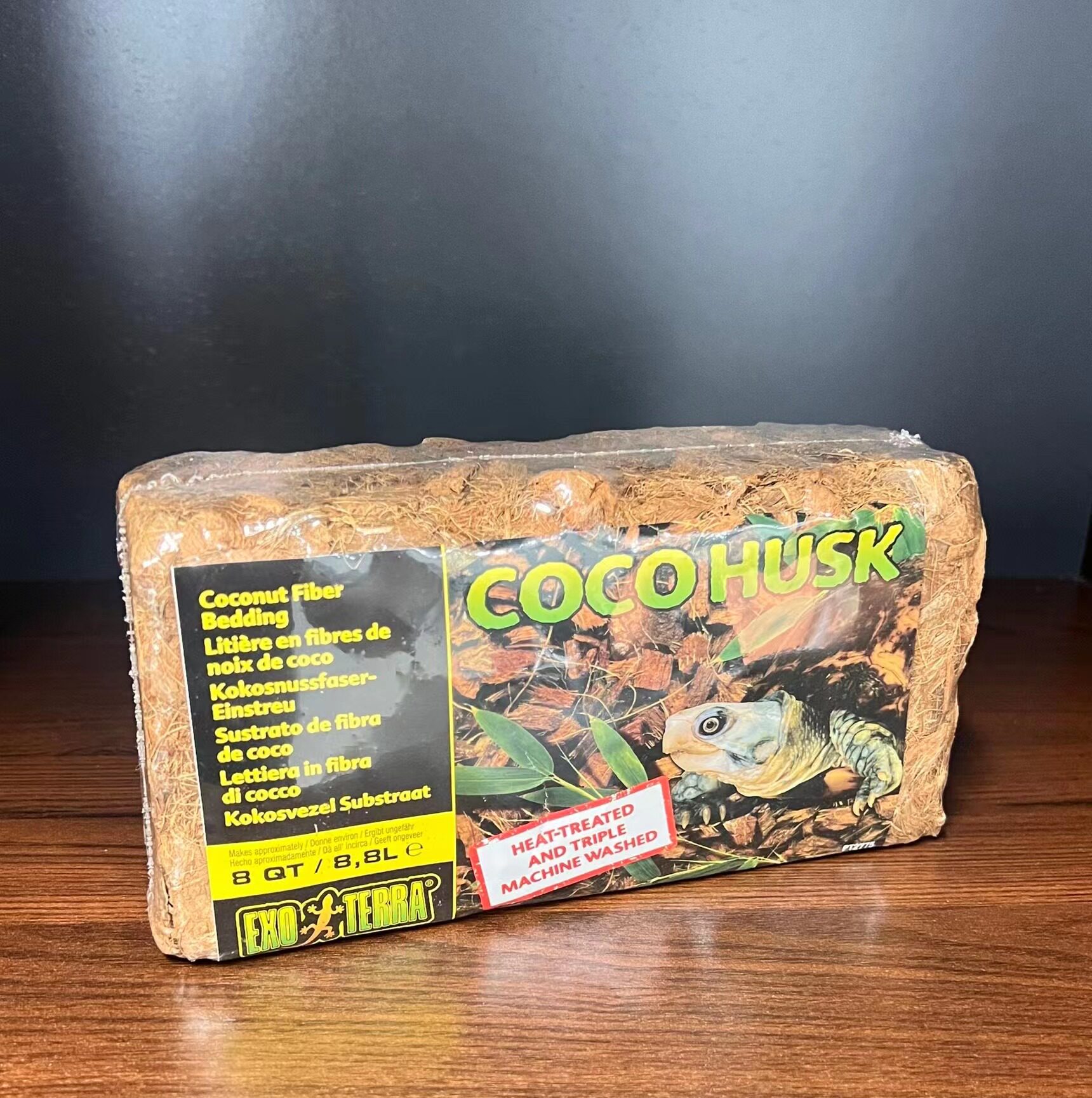 Hagen reptile COCOHUSK bird nest coconut silk mat breeding box parrot peony Xuanfeng tiger skin bird nest box 8 8L