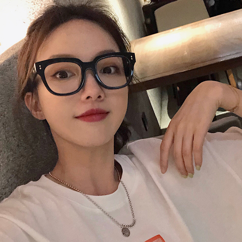 Su Yan black frame glasses female retro big frame glasses frame male big face net red frame eye myopia can be equipped with degree