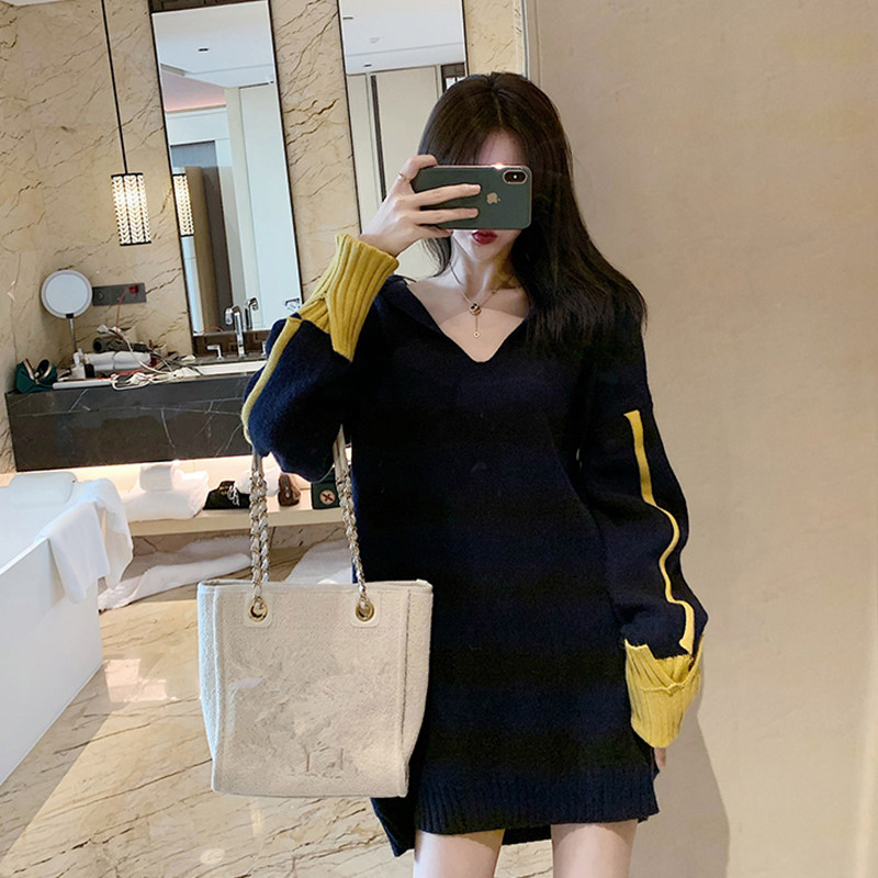 V-neck sweater dress women's thick inner winter mid-length sweater (limited number of clearances at the end of the year)