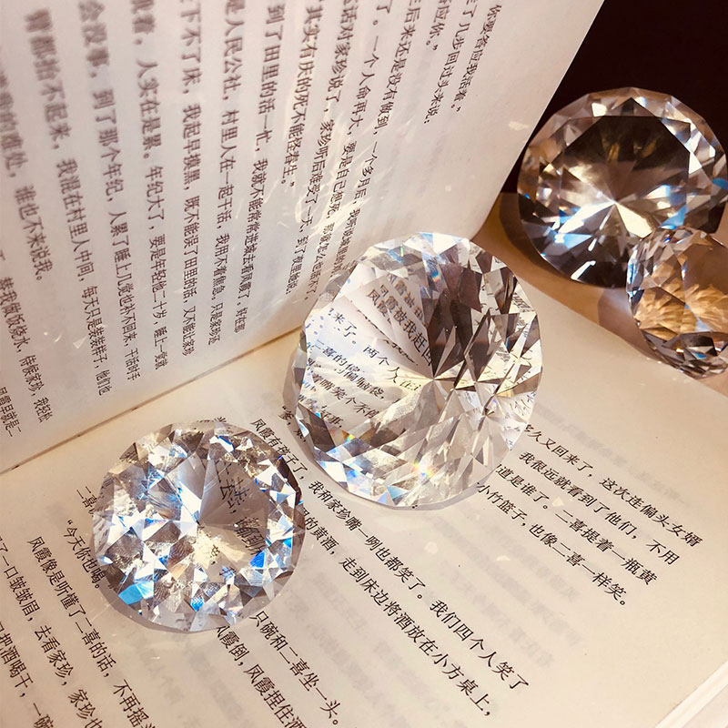 Simulation Diamond Photo Decoration Props Glass Water Drill Mesh Red Straight Podcast Room Swing Piece Medecor Photography Background Ornament