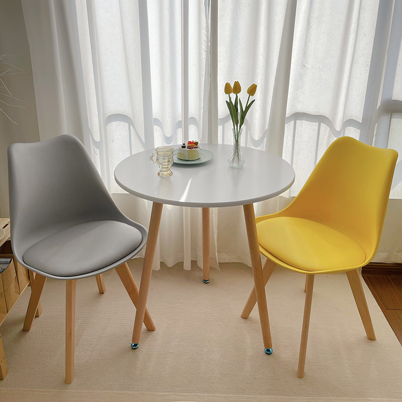 Balcony small coffee table, one table and two chairs, reception and negotiation, net red leisure table and chair combination, Nordic solid wood small round table dining table