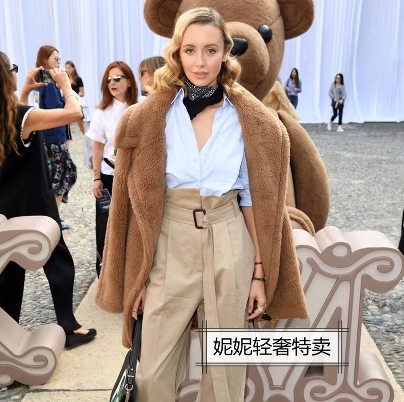 High-End Quality 2026 Autumn and Winter Celebrity Runway Style Short Teddy Teddy Coat for Women Weekend