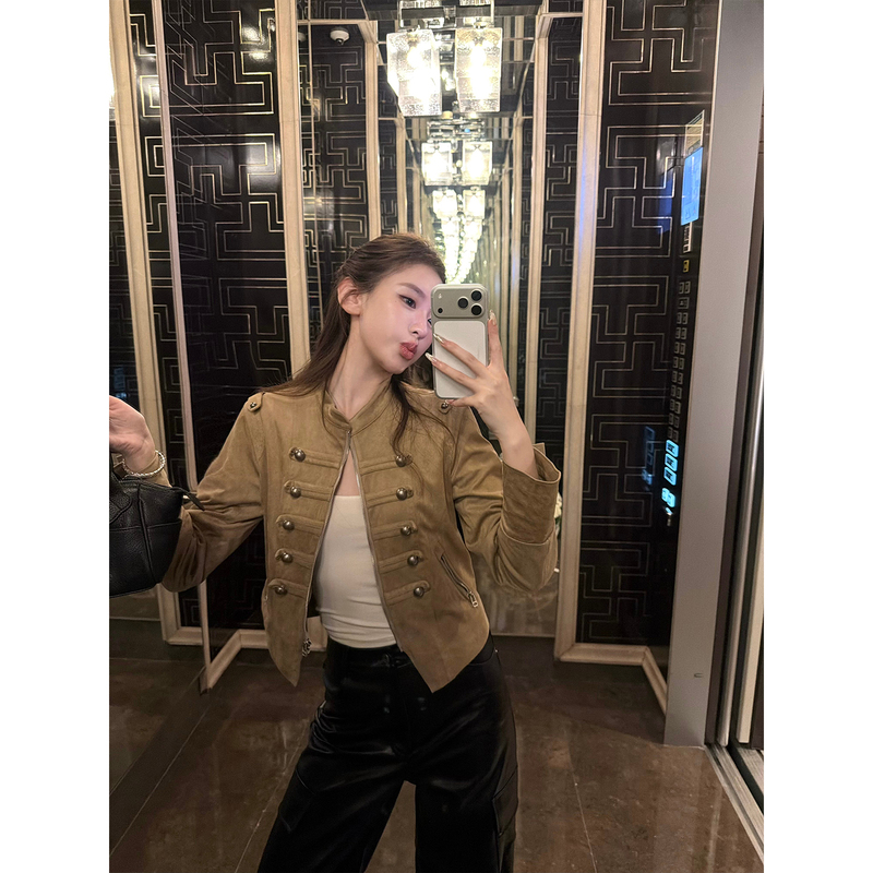 Oioi Esse｜Autumn Napoleon-Style Stand-Up Collar Buttoned Denim Jacket for Women, Niche Design Short Jacket