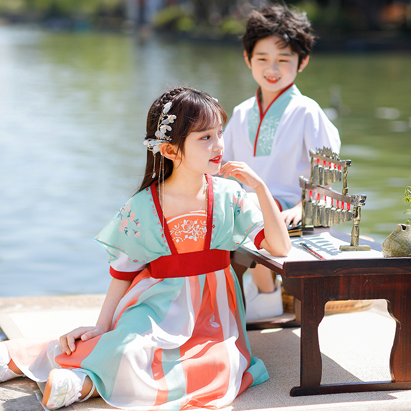 Kindergarten garden dress summer school uniform for boys and girls in summer Han uniform for the national wind six-one child graduation performance clothing