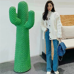 Internet-Famous Cactus Coat Rack Fiberglass Sculpture Living Room Clothing Store Display Plant Decoration Large Floor-Standing Ornament