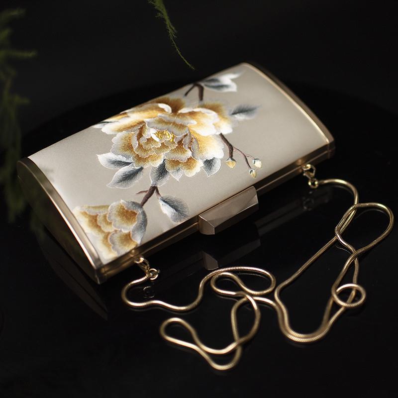 Suzhou Embroidery Bag, Wedding Banquet Mother's Clutch Bag, Special Handbag for Cheongsam, New Women's Bag, Crossbody Bag with Chinese Elements, Gift