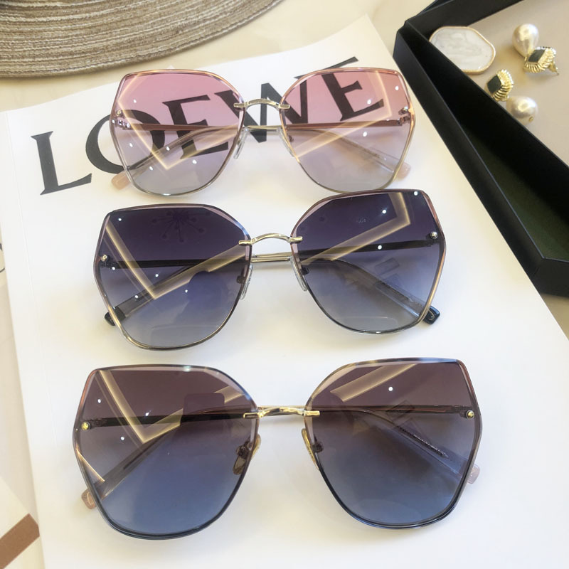 MS new women's polarized sunglasses high-grade driving UV-proof diamond trimming sunglasses round face