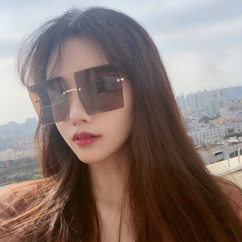 Strange 2020 frame sunglasses tide box sunglasses anti - UV street photo of sun - protective men and women