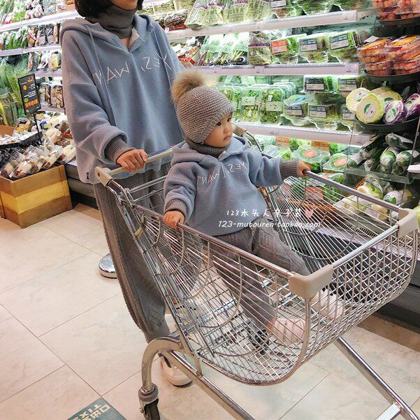 Parent-child clothing autumn and winter clothing a family of three four mother and daughter mother and child fashion foreign style thick fleece sweater suit two-piece set