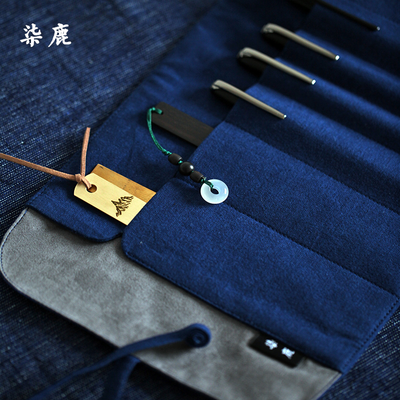 Lacquer deer hand in hand -- minimalist manual scroll pen curtain roll pen bag large capacity high school student stationery bag creative minimalist pen bag multifunction cashier bag retro art pen bag day department