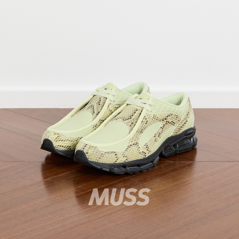 In Stock New Balance Moc Toe U1890A Snake-Patterned Moccasin Patchwork Retro Casual Sneakers