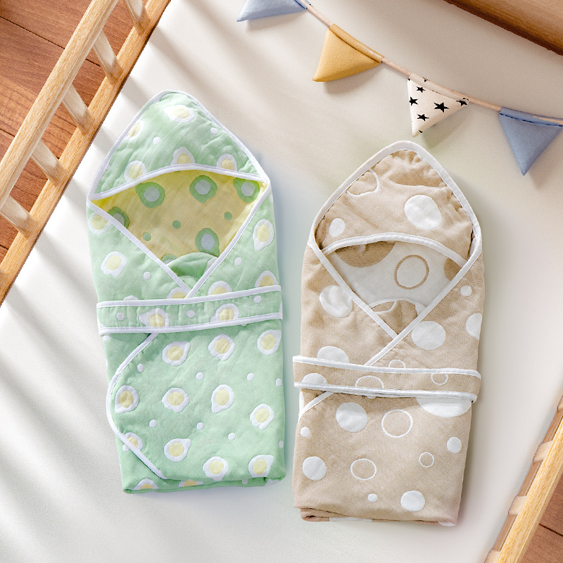 Baby cuddled with newborn baby bungalog first birth house bag by summer slim pure cotton cotton cloth spring autumn swaddle covered towels