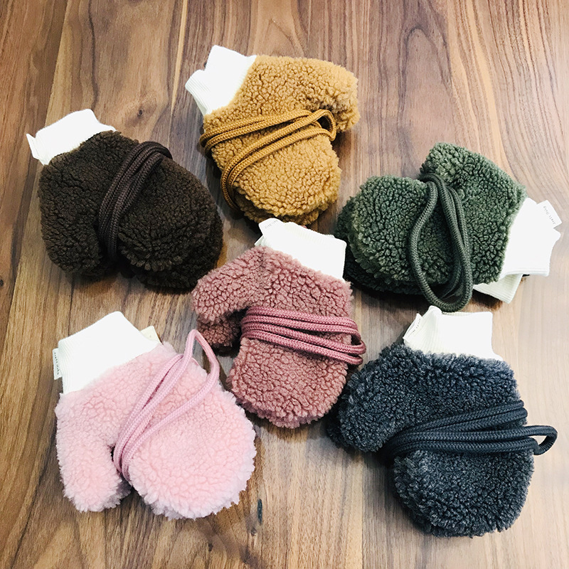 Baby children winter gloves 1 - 2 years old 3 baby 4 boys and girls plus thickness and warm and lovely young children winter