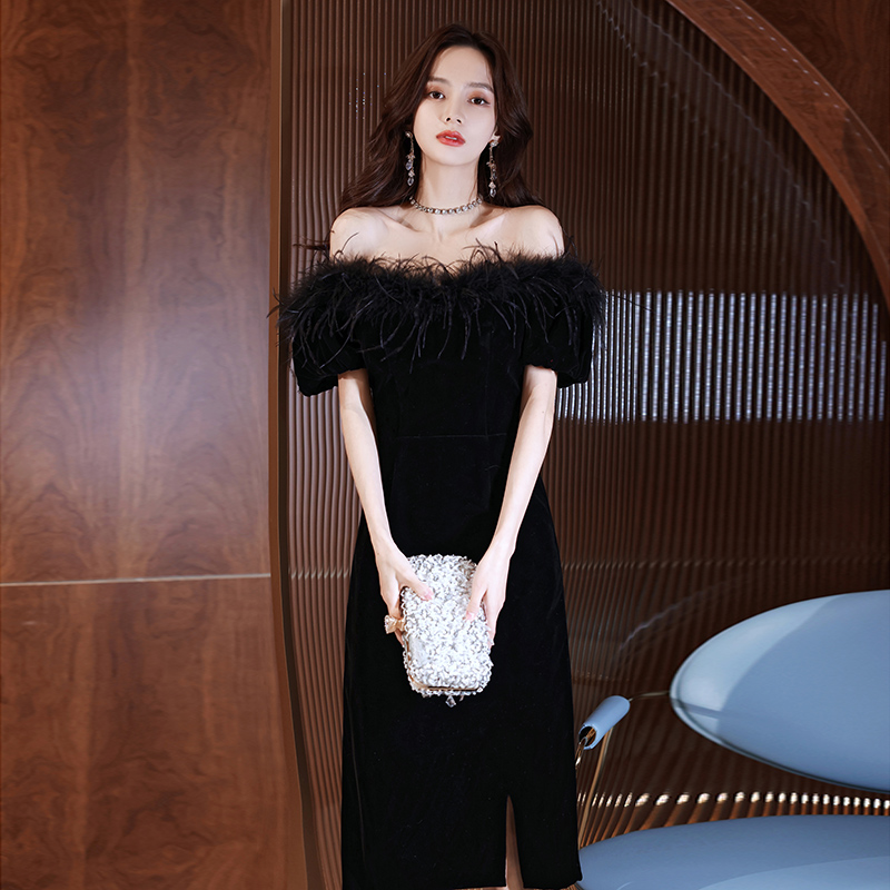  M+Black colored long skirt, 115cm   + $0.47 