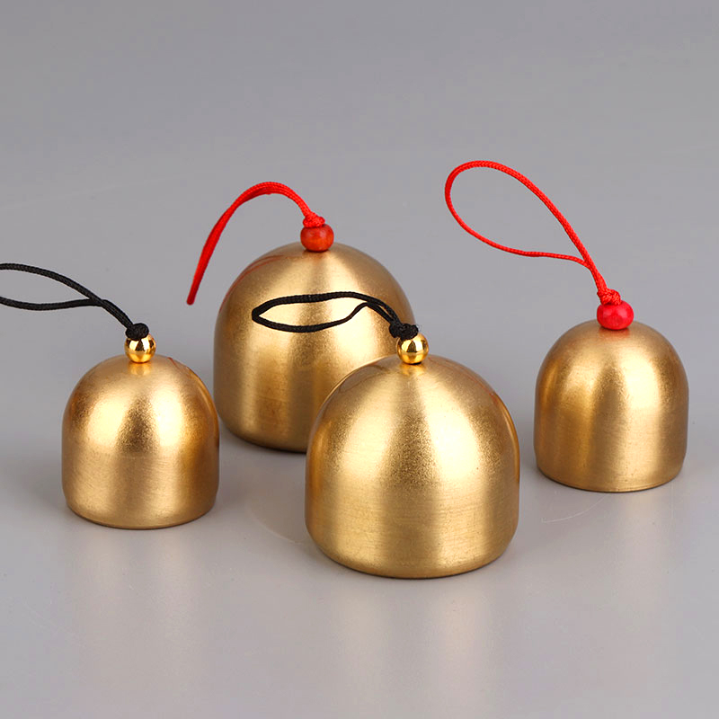 Small wind chime hanging ornament copper bell pendant Japanese balcony doorbell shop open door trailer loaded dream catching net wind chime Christmas