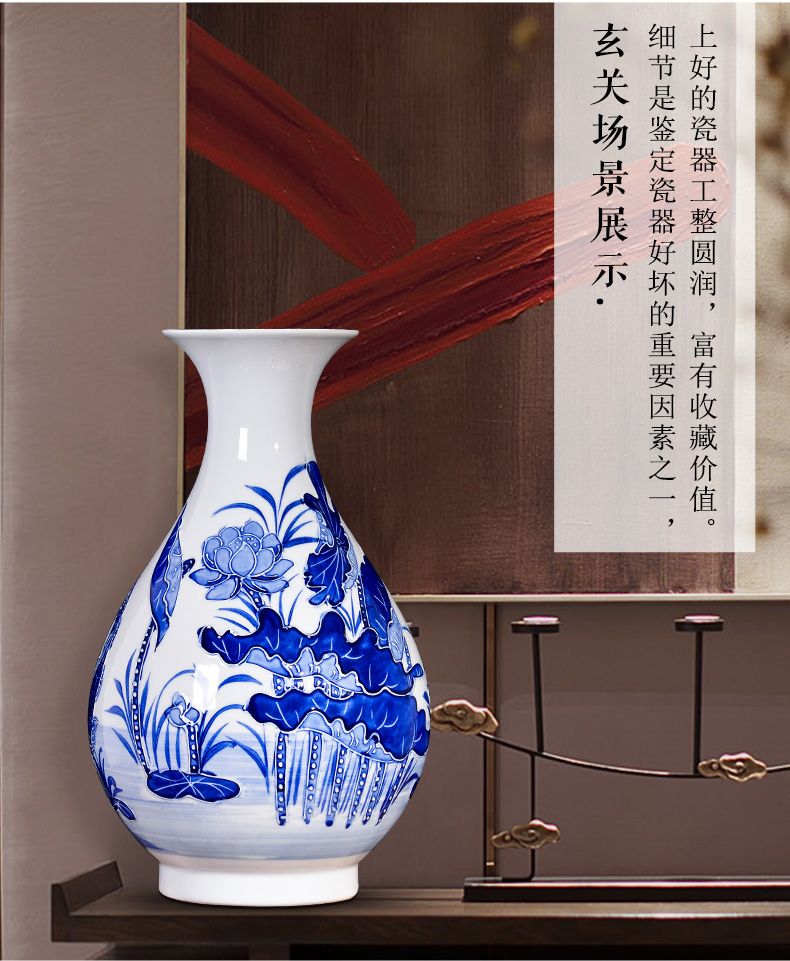 Jingdezhen ceramics hand - made reliefs of blue and white porcelain vases, the sitting room TV ark, furnishing articles decorations home rich ancient frame