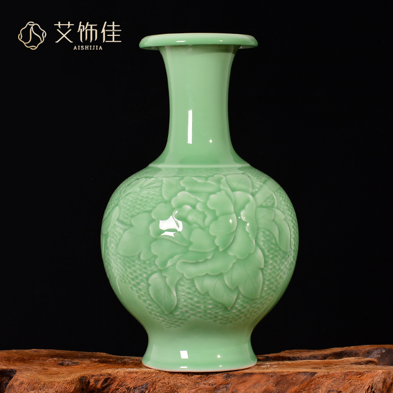 Jingdezhen ceramic antique carving shadow blue handmade vase decoration flower arrangement Chinese living room TV cabinet porch decoration
