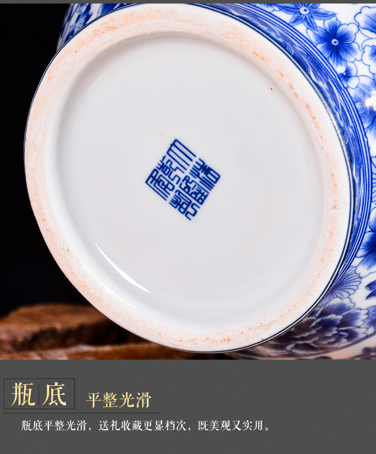 Jingdezhen ceramics flower arranging ears antique vase of blue and white porcelain Chinese TV sitting room ark, porch decorate furnishing articles