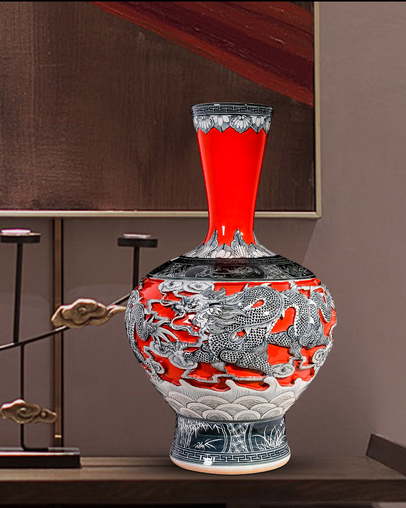 Jingdezhen ceramic large red landing carved dragon vase sitting room of Chinese style household decorates porch crafts