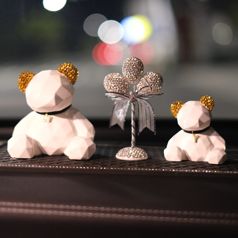 Apply the Benz on-board perfume car Aroma Lavender of the Pendulum Piece Upscale Interior Decoration Supplies Large Full Expanse stone