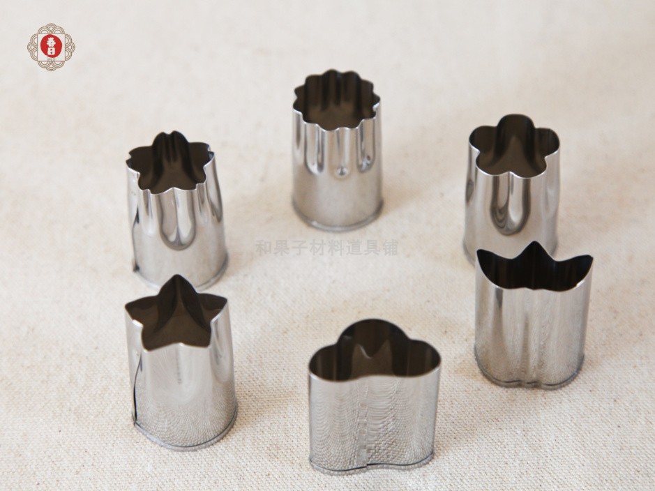 Spot Japan and fruit cherry blossoms Plum Blossom Plum Flower Plum Blossom Bamboo Leaves Pine Cheesedie Turning Sugar Vegetable Cut Die 6 Pieces Suit