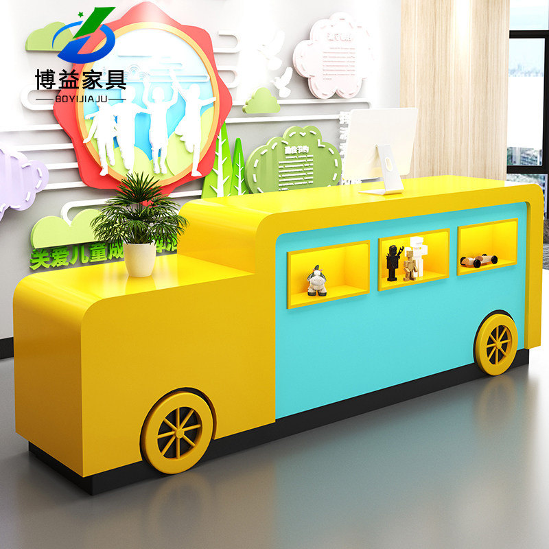 Kindergarten front desk reception desk painting class training institution early education baking paint curved bar table mother and baby shop cash register