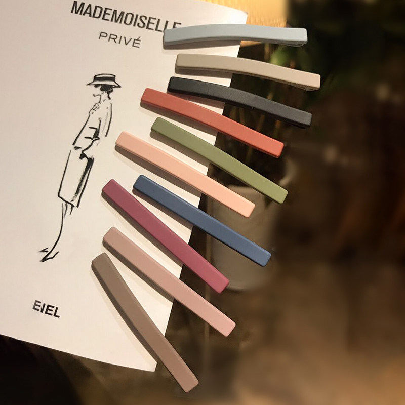 Morandi colour haircut frosted with a straight clip headwear mesh red side minimalist clips Elegant Wind Color Hairpin Women