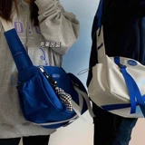 Вместительная и большая сумка через плечо, подходит для студента