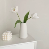 Ваза+два тюльпана