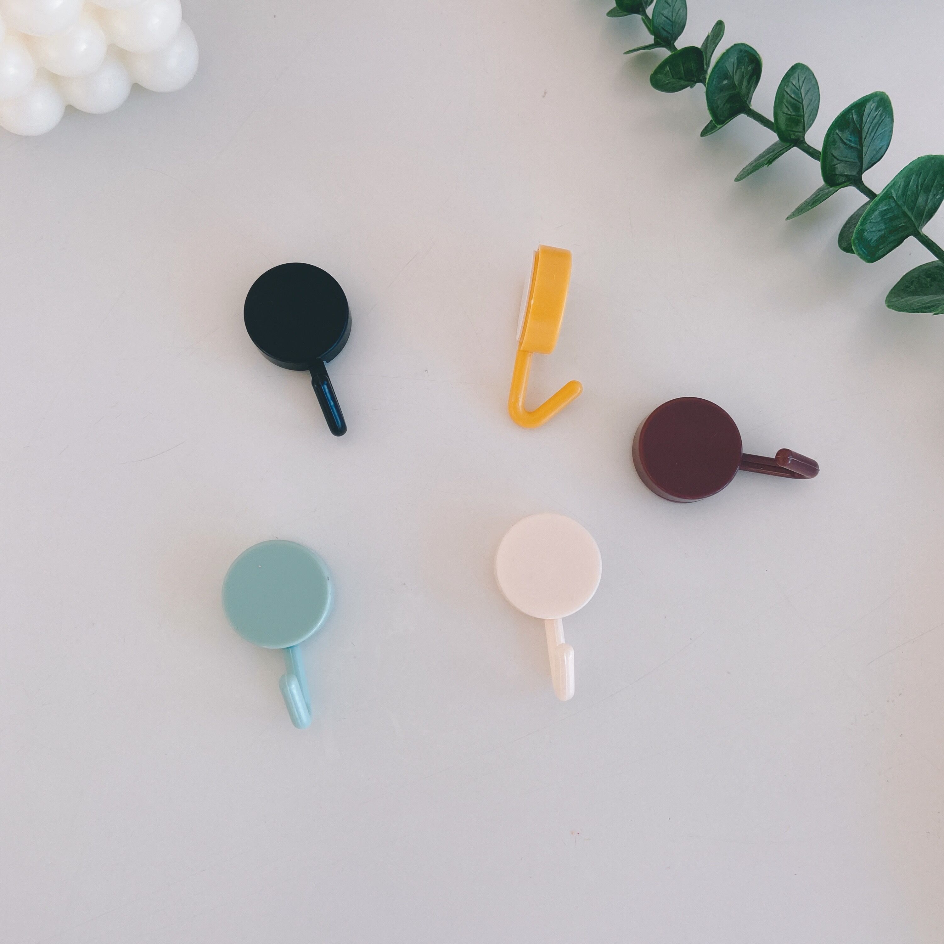 ins wind hanging wall small sticky hook macaron color home storage hanging wall strong stick wall free punching does not hurt the wall