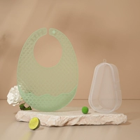 Нагрудник, коробка для хранения