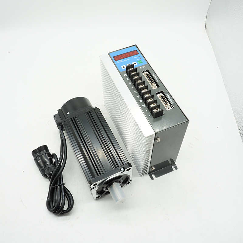 60ST Servo Motor Set with AC Servo Drive 220V Input 200W400W600W Times Superior
