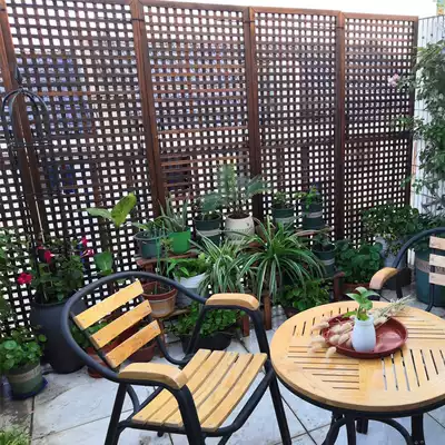 Wooden fence grid courtyard decoration Indoor living room compartment Solid wood climbing rattan flower rack Outdoor yard fence fence