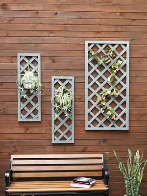 Anti-corrosion wooden fence Garden fence Decorative fence Outdoor climbing pergola Courtyard grid flower rack Outdoor balcony partition