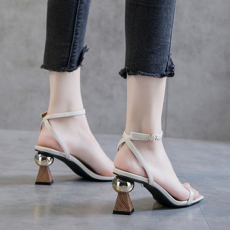 Sandal women Summer Korean version of the new square headlined with 100 hitch heel mid heel high heel