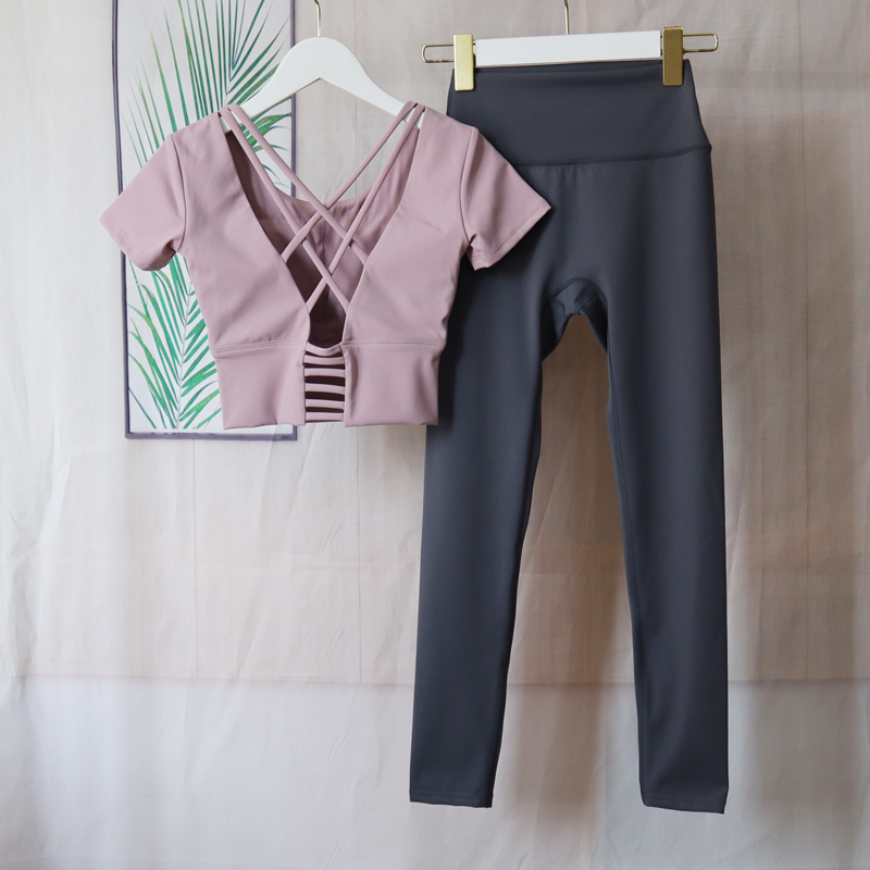 Yoga clothes short-sleeved high-end fashion summer thin sports suit female running fitness quick-drying temperament sexy net red