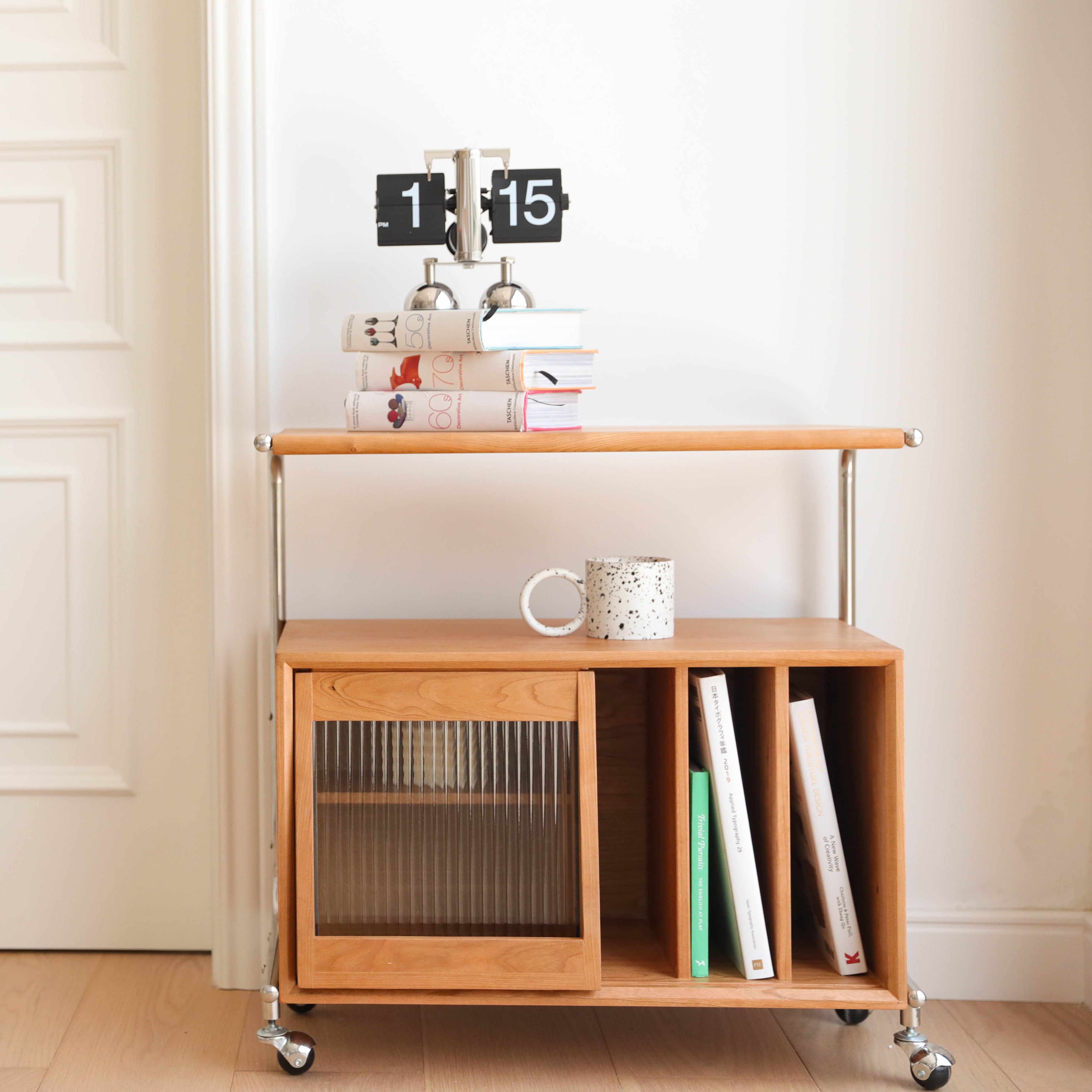 Modern Nordic design removable cart home bedside Changhong glass storage side a few simple storage bookshelf