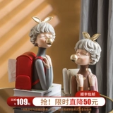 Салфетки, журнальный столик, пульт, коробка для хранения, легкий роскошный стиль