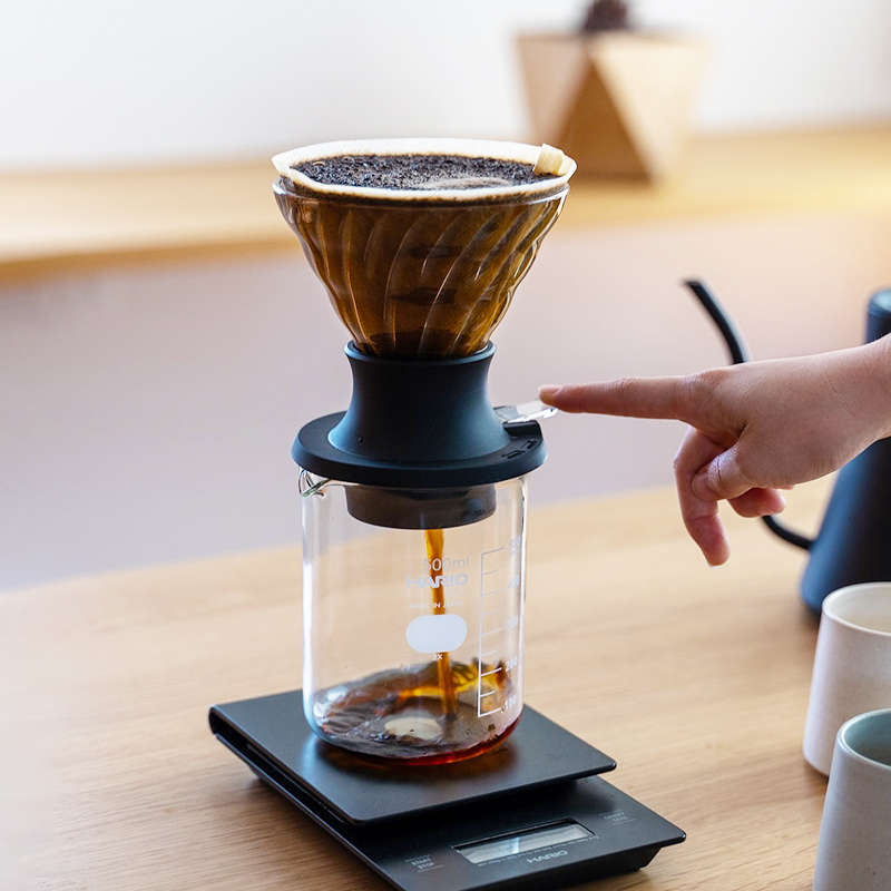 Japanese Imported Hario Smart Cup Hand-Brew V60 Coffee Filter Cup with Switch-Type Filter Coffee Filter Japanese Imported Hario Smart Cup Hand-Brew V60 Coffee Filter Cup with Switch-Type Filter Coffee Filter