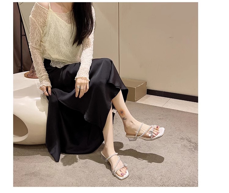 C9665 2760K GIÀY DÉP SANDAL NỮ RSKREGS THẮT NƠ BƯỚM GẮN ĐÁ GÓT VUÔNG MÙA HÈ GIÀY DÉP NỮ G06 SẢN PHẨM MỚI